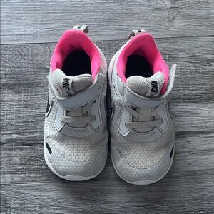Nike Kids White and Pink Sneakers